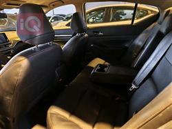 نيسان ألتيما